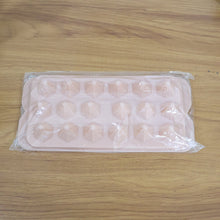 Durable Plastic Ice Cube Tray (1 Pc)