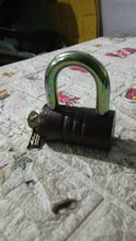Heavy-Duty Iron Padlock – 82mm Black with Brass Core & 5 Keys, Waterproof